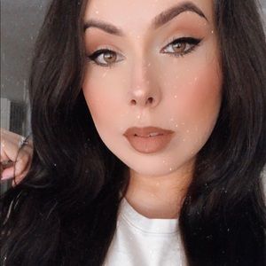 Meet your Posher, Jazmin